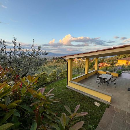 Agriturismo Sotto La Rocca Carmignano Eksteriør billede